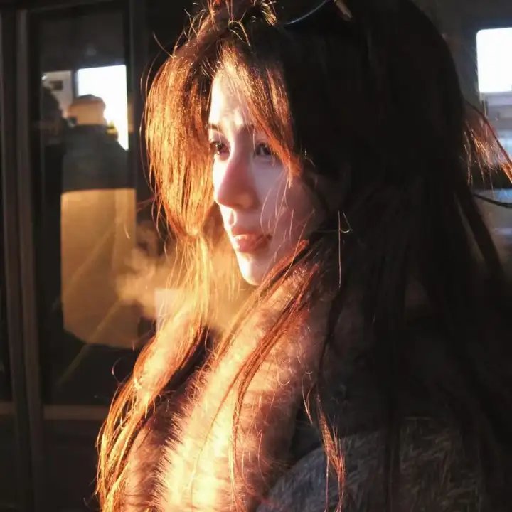 女与男